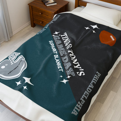 Custom Velveteen Throw Blanket - All 32 Pro Football Team Colors | Pick Your City | Football Lover Gift | Couple Cuddle Blanket